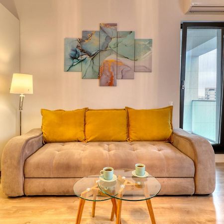 Inspiration Station - My Joyful, Cosy&Inviting Apt - Smart Thermostat - Private Parking - Ior Park - Long Term Price Cuts 부쿠레슈티 외부 사진